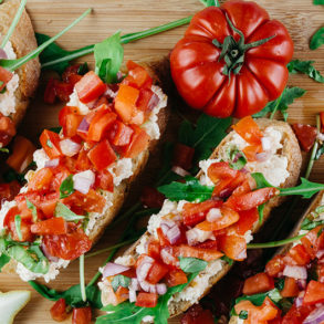 rezept bruschetta, bruschatta machen, bruschetta selber machen, gesund frühstücken, frühstück, rezepte frühstück, frühstücksrezept, frühstücksidee