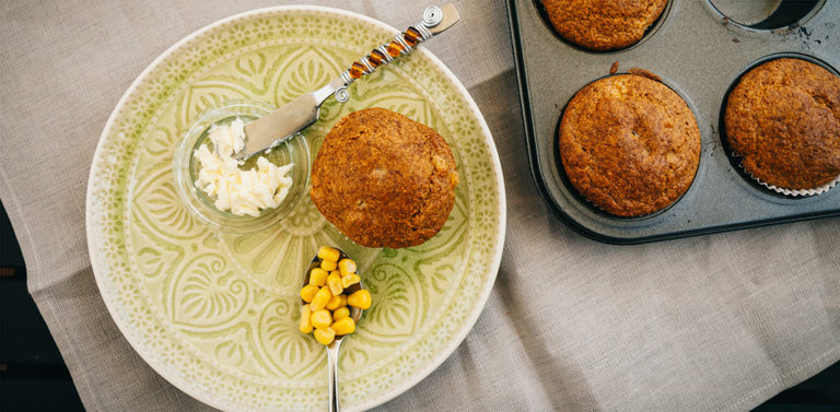 Maismuffins zum Frühstück - Rezept für vegetarische, herzhafte Muffins