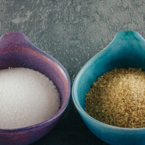 Zucker, Zucker vermeiden, brauner Zucker, Blutzucker, Zuckerfalle, Zucker ungesund