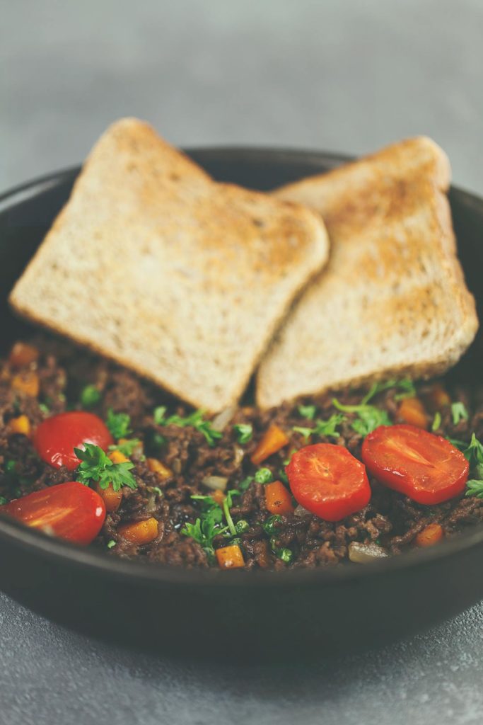 Savoury Mince: Schnelles, englisches low-carb Frühstück