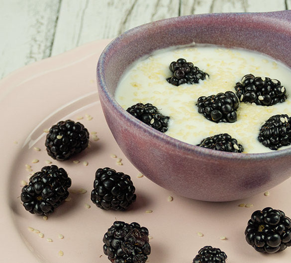 Abnehmen Proteine Zum Fruhstuck Joghurt Erdnussmus Und Brombeeren Foodblog Abwechslungsreiche Und Selbstkreierte Rezepte