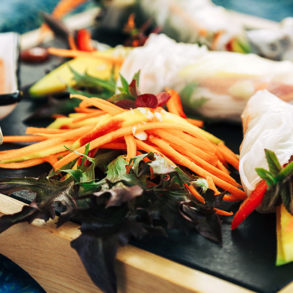 sommerrollen rezept, sommerrollen dip, vietnamesische sommerrollen, frühlingsrollen, sommerrollen vegan, sommerrollen vegetarisch, sommerrollen sauce