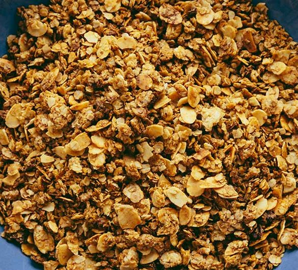 Einfaches Und Schnelles Grundrezept Fur Granola Mit Mandeln Und Chia Foodblog Abwechslungsreiche Und Selbstkreierte Rezepte