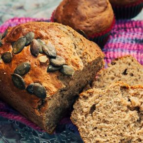 Bananenbrot gesund, bananenbrot ohne zucker, bananenbrot rezepte, rezept bananenbrot, bananenkuchen, bananenbrot saftig, zuckerfrei leben, backen ohne zucker, rezepte ohne zucker, gesund essen, rezepte gesund