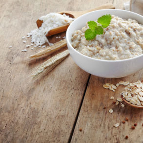grundrezept porridge, rezept porridge, porridge rezepte, haferflocken, porridge machen, haferflocken rezepte, frühstück haferflocken, haferflocken frühstück, Haferflocken gesund, haferflocken abnehmen