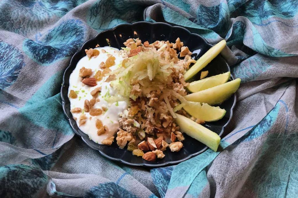 bircher müsli, rezept bircher müsli, bircher müsli selber machen, bircher müsli original, bircher müsli rezeptwelt, bircher müsli joghurt, bircher müsli gesund, apfel, apfel rezepte, geriebener apfel, frühstück, rezept haferflocken, frühstück haferflocken