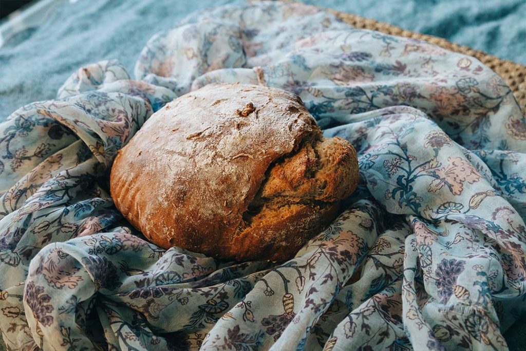 brot backen, brot rezept, das brot, brot und salz, brot selber backen, zeit für brot, brot backen rezept, rezept brot backenbrot backen mit hefe, brot backen einfach, brot selber backen rezept, brot selbst backen, brot backen trockenhefe, dinkelbrot backen, schnelles brot backen