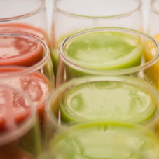 Smoothie Rezepte, smoothie rezept obst, Smoothie bowl, einfache smoothies, frühstück, gesundes frühstück, gesundes frühstück rezepte, gesundes essen, zum Frühstück, gesund frühstücken, frühstücksideen, rezept frühstück, frühstück rezepte, frühstücksrezepte