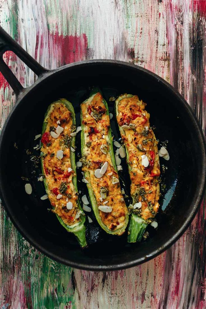 Vegetarisch gefüllte Zucchini: Dieses Rezept ist simpel und köstlich