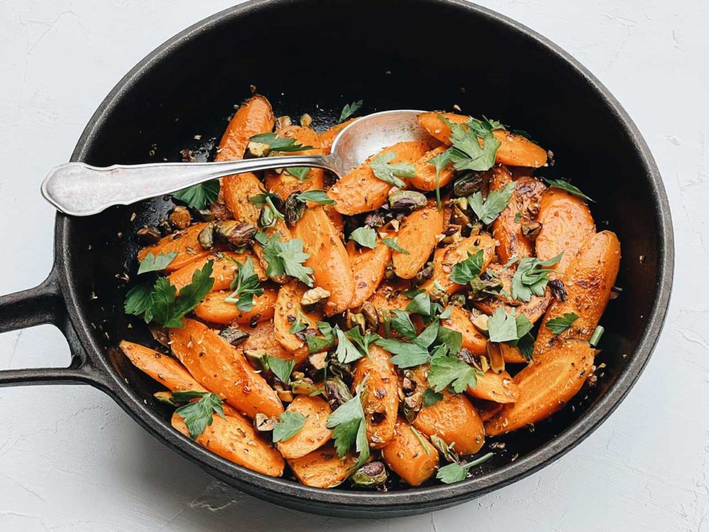 Carrots with pistachios and coriander seeds