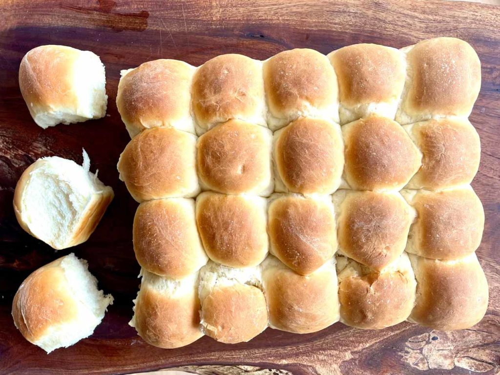 Anyone can bake their own rolls