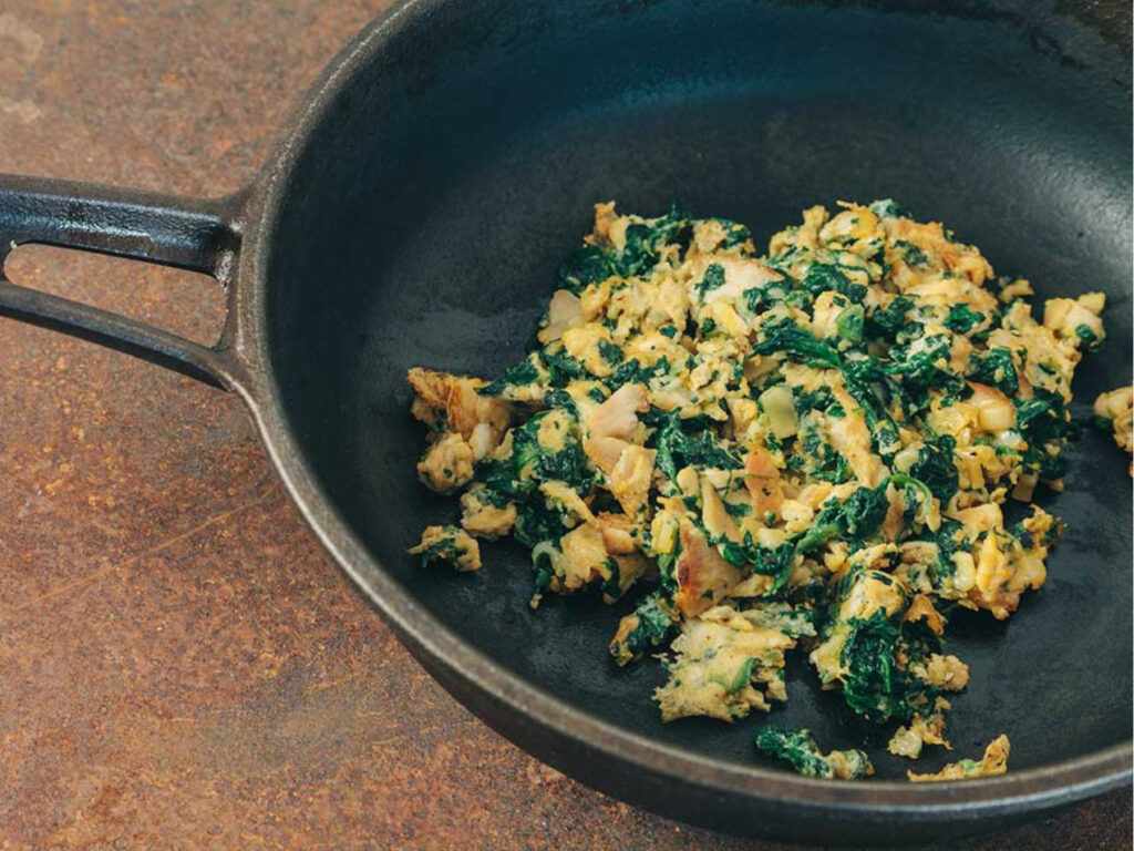 Schnelle Gerichte mit Ei: Rührei mit Schicken Spinat