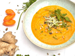 Rezept für Karottensuppe mit Ingwer, Kartoffeln und Petersilie