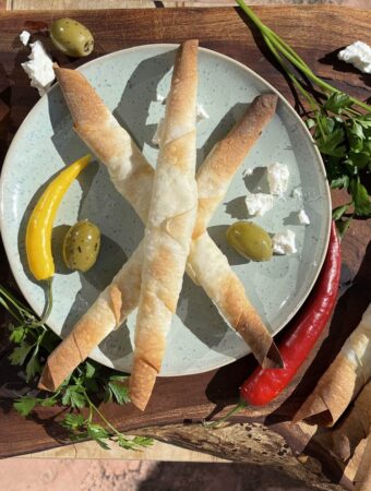 Zigarra Börek mit Feta oder Chili gefüllt aus dem Ofen