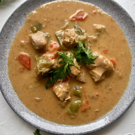 Ungarisches Hähnchengulasche einfach selber machen