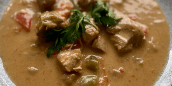 Einfaches und leckeres Rezept für Gulasch mit Huhn