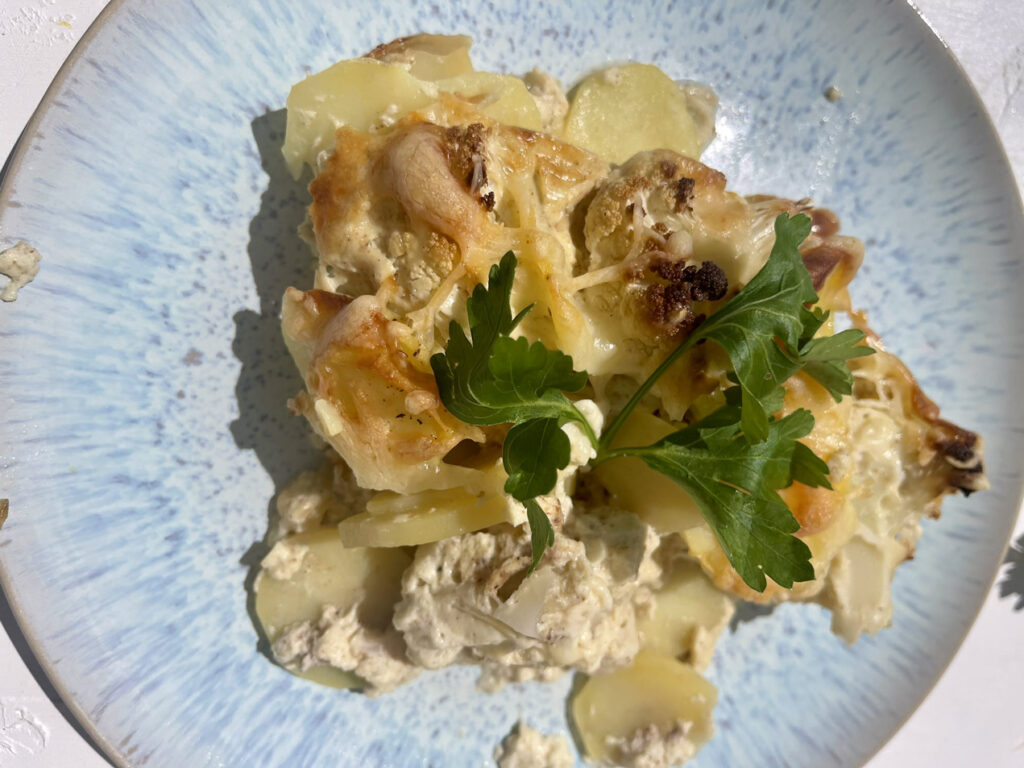 Kartoffel-Blumenkohl-Auflauf mit Sahne