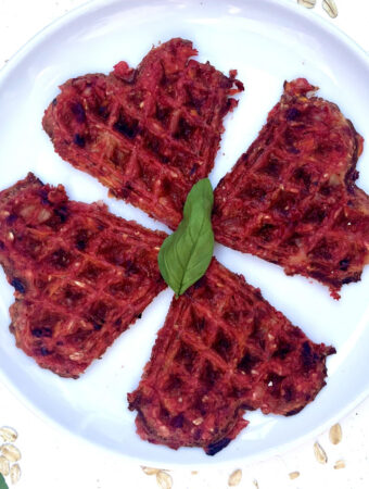 Rezept für herzhafte Waffel mit Kartoffeln und rote Bete