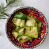 Antipasti aus Zucchini mit Olivenöl und Rosmarin